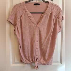 Cable & Gauge Women's Blush Button-Down Shirt